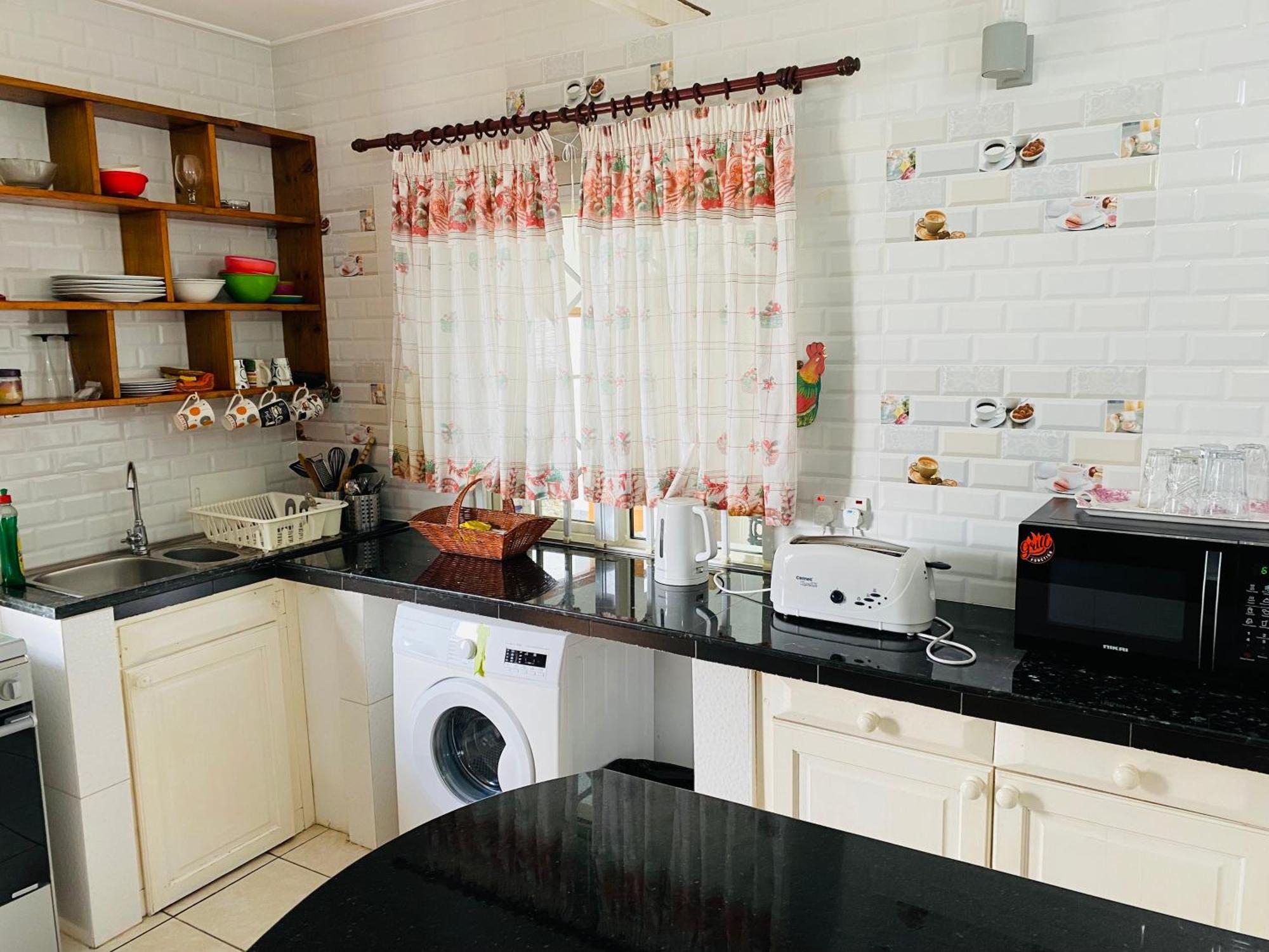Oceanic View Apartments Vịnh Beau Vallon Ngoại thất bức ảnh