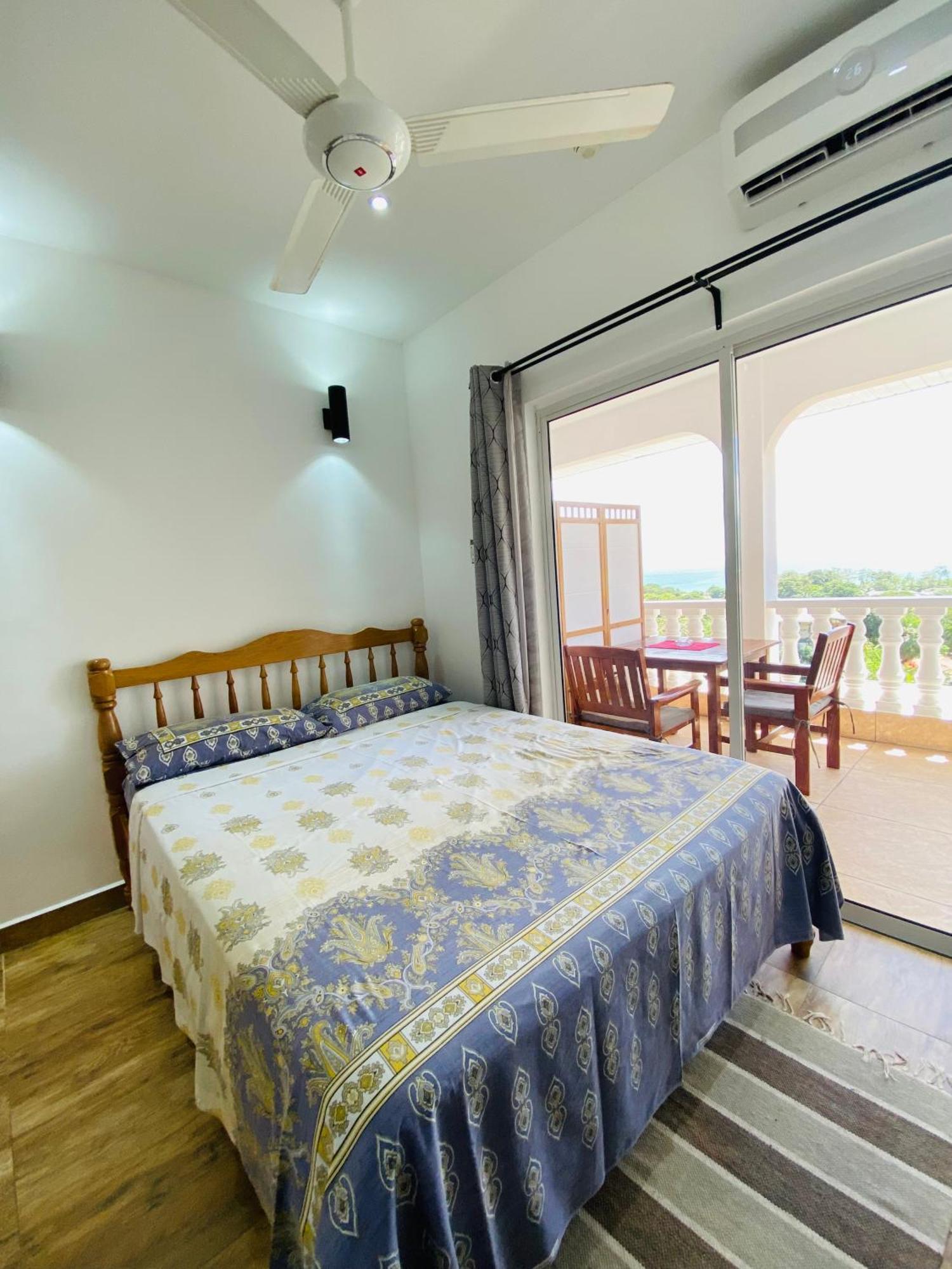 Oceanic View Apartments Vịnh Beau Vallon Ngoại thất bức ảnh