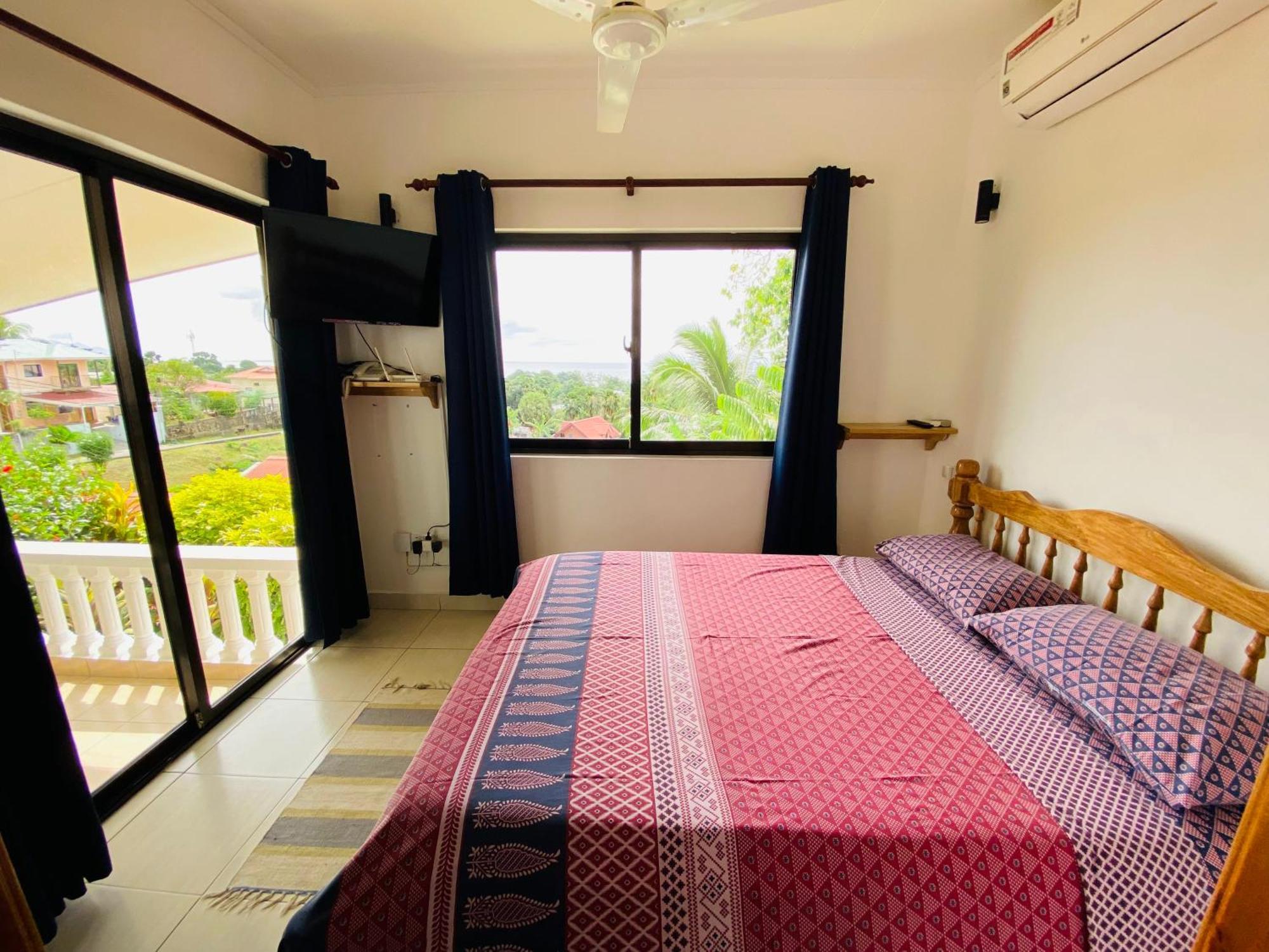 Oceanic View Apartments Vịnh Beau Vallon Ngoại thất bức ảnh