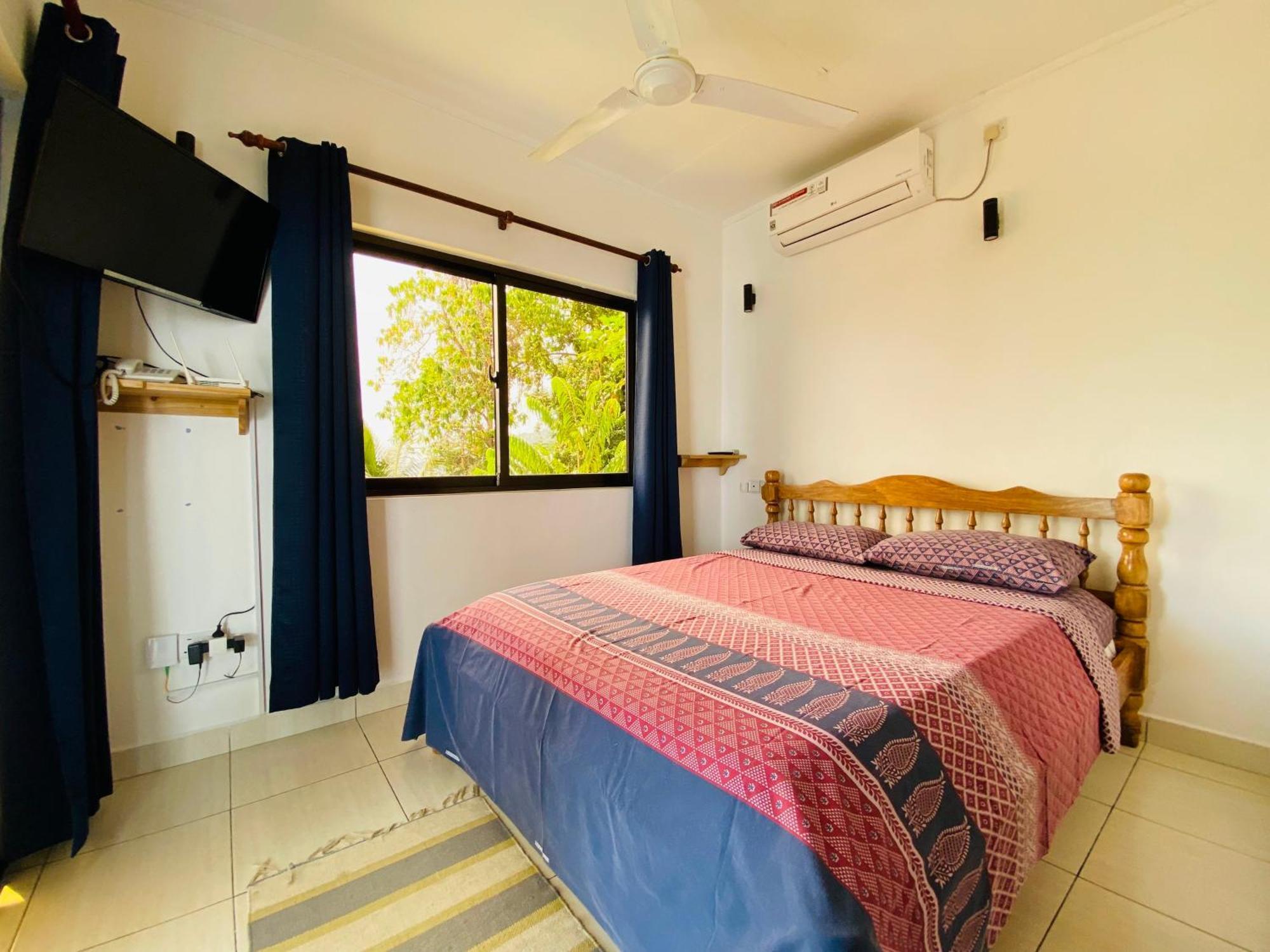 Oceanic View Apartments Vịnh Beau Vallon Ngoại thất bức ảnh