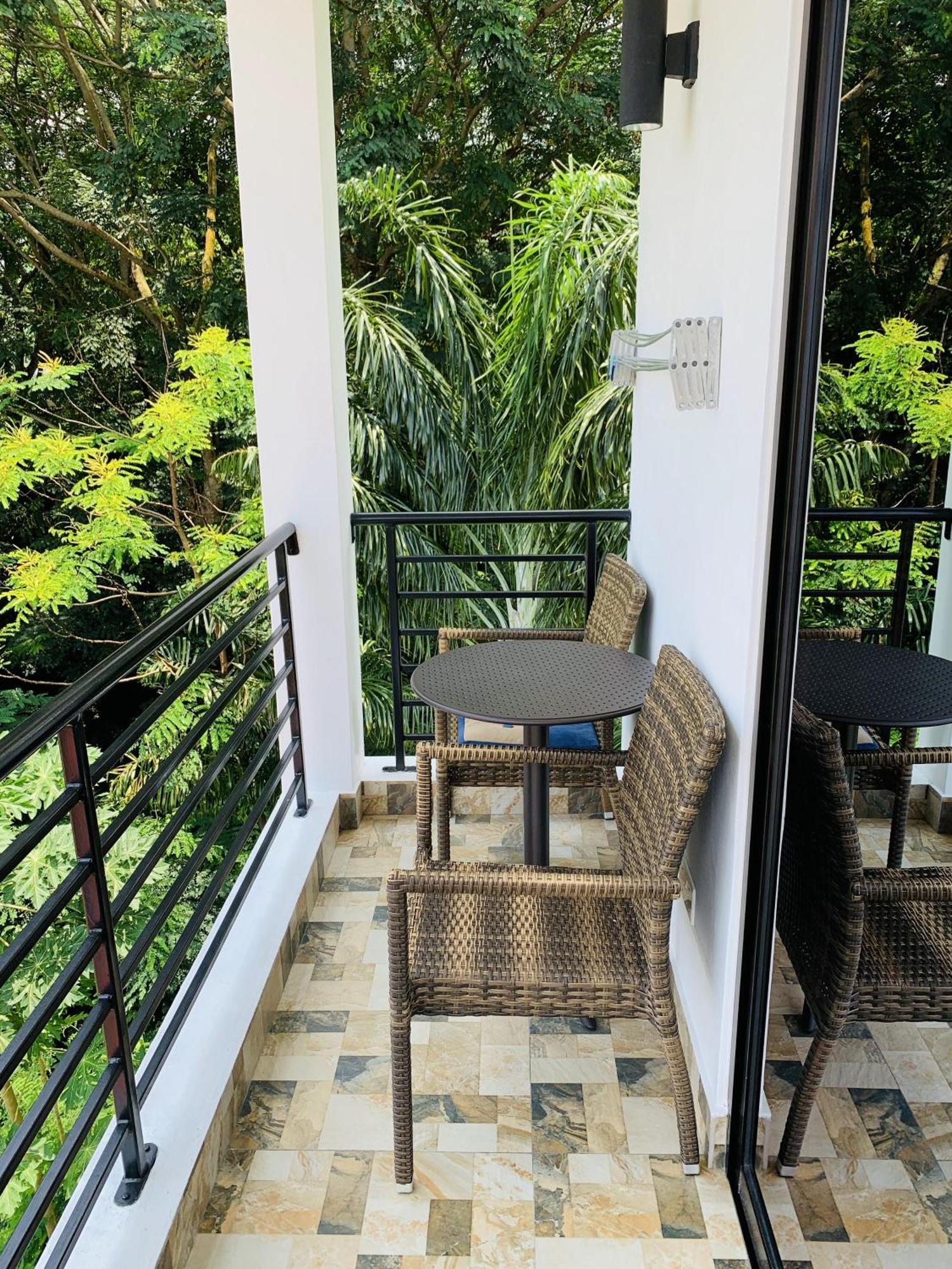 Oceanic View Apartments Vịnh Beau Vallon Ngoại thất bức ảnh